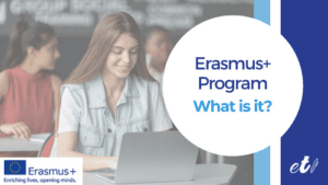 girl going on the erasmus+ program