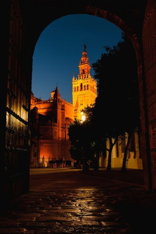 Paisaje nocturno de Sevilla