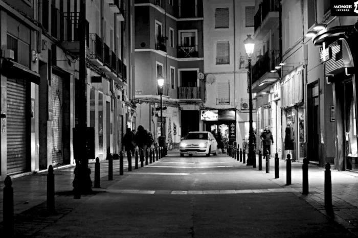 Paisaje nocturno en Zaragoza